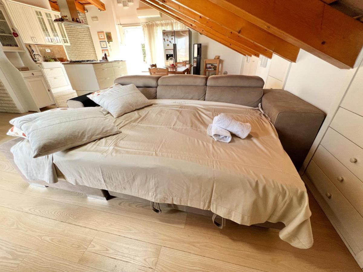 Ferienwohnung Erman House Mansarda Sulla Riviera Del Brenta Venezia Dolo Exterior foto